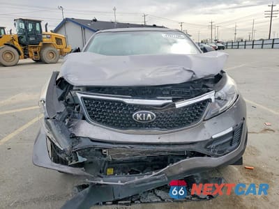 Piąte zdjęcie samochodu w środku: 2016 KIA SPORTAGE LX VIN:KNDPBCAC1G7844780 - miniatura