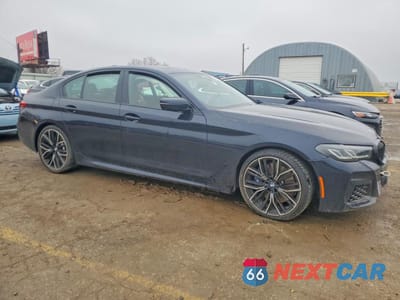 Czwarte zdjęcie samochodu z boku: 2021 BMW M550XI VIN:WBA13BK04MCG15286 - miniatura