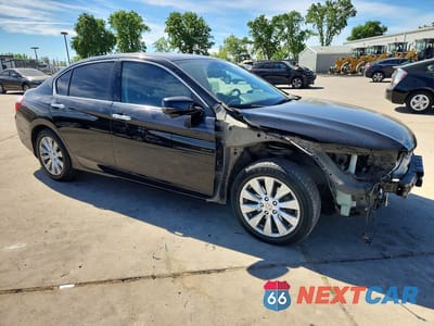 Czwarte zdjęcie samochodu z boku: 2015 HONDA ACCORD EXL VIN:1HGCR3F88FA023189 - miniatura