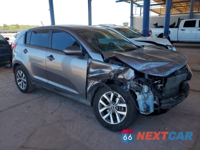 Czwarte zdjęcie samochodu z boku: 2014 KIA SPORTAGE LX VIN:KNDPB3AC1E7564452 - miniatura