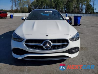 Piąte zdjęcie samochodu w środku: 2022 MERCEDES-BENZ C 300 4MATIC VIN:W1KAF4HB8NR058138 - miniatura