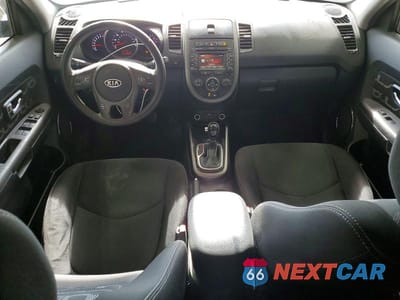 Zdjęcie 8 z 11 samochodu: 2012 KIA SOUL + VIN:KNDJT2A6XC7417891 - miniatura