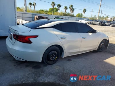 Trzecie zdjęcie samochodu z tyłu: 2017 NISSAN MAXIMA 3.5 S VIN:1N4AA6AP3HC386039 - miniatura
