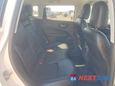 Zdjęcie 11 z 12 samochodu: 2019 JEEP COMPASS LATITUDE VIN:3C4NJDBB2KT812902 - miniatura