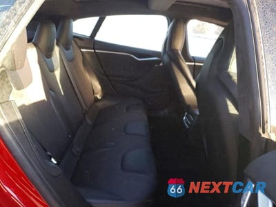 Zdjęcie 6 z 10 samochodu: 2015 TESLA MODEL S VIN:5YJSA1E18FF118157 - miniatura