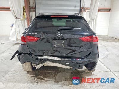 Zdjęcie 6 z 12 samochodu: 2021 MERCEDES-BENZ GLA 250 4MATIC VIN:W1N4N4HB8MJ295504 - miniatura