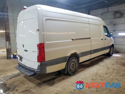 Trzecie zdjęcie samochodu z tyłu: 2019 MERCEDES BENZ SPRINTER 2500 DELIVERY VAN VIN:WD3PF1ED5KT014812 - miniatura