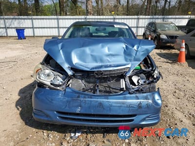 Piąte zdjęcie samochodu w środku: 2003 TOYOTA CAMRY LE VIN:4T1BE32K43U661890 - miniatura