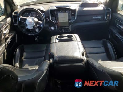 Zdjęcie 8 z 11 samochodu: 2023 RAM 1500 LARAMIE VIN:1C6SRFRT0PN636713 - miniatura