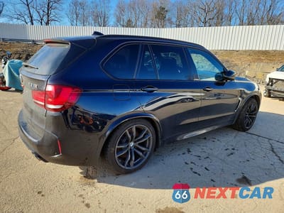 Trzecie zdjęcie samochodu z tyłu: 2016 BMW X5 M VIN:5YMKT6C58G0R77866 - miniatura