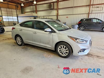 Czwarte zdjęcie samochodu z boku: 2022 HYUNDAI ACCENT SEL VIN:3KPC24A69NE189828 - miniatura