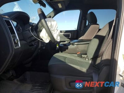 Zdjęcie 7 z 13 samochodu: 2024 RAM 1500 CLASSIC VIN:1C6RR7LG5RS149043 - miniatura