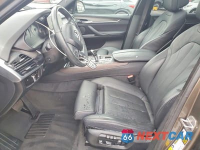 Zdjęcie 7 z 13 samochodu: 2017 BMW X5 SDRIVE35I VIN:5UXKR2C51H0U20104 - miniatura