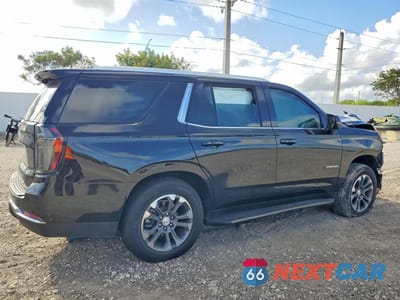 Trzecie zdjęcie samochodu z tyłu: 2025 CHEVROLET TAHOE C1500 LT VIN:1GNS5NRD0SR254777 - miniatura