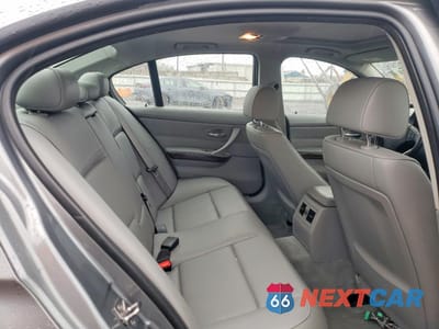 Zdjęcie 10 z 12 samochodu: 2011 BMW 328 XI VIN:WBAPK7C54BA819564 - miniatura