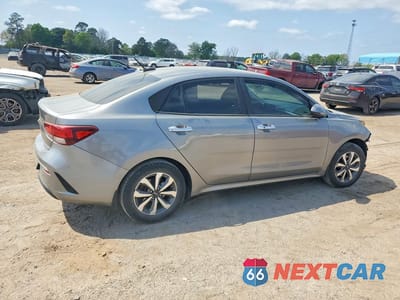 Trzecie zdjęcie samochodu z tyłu: 2022 KIA RIO S VIN:3KPA24AD6NE495942 - miniatura
