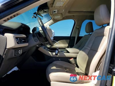 Zdjęcie 7 z 13 samochodu: 2023 LINCOLN AVIATOR RESERVE VIN:5LM5J7XC3PGL02050 - miniatura