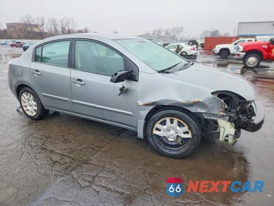 Czwarte zdjęcie samochodu z boku: 2010 NISSAN SENTRA 2.0 VIN:3N1AB6AP7AL641019 - miniatura