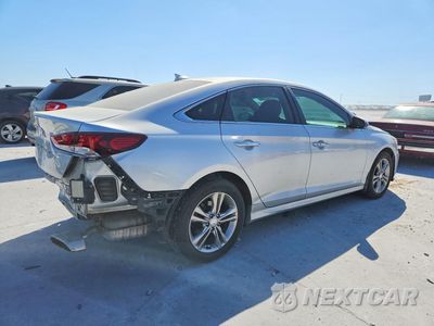 Trzecie zdjęcie samochodu z tyłu: 2019 HYUNDAI SONATA SEL VIN:5NPE34AF9KH730678 - miniatura