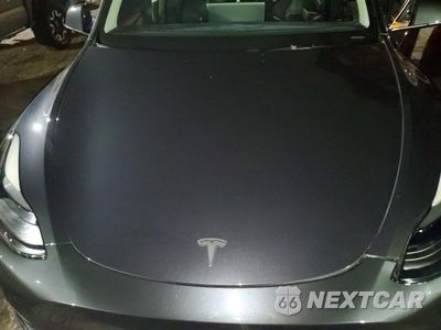 Zdjęcie 12 z 13 samochodu: 2025 TESLA MODEL Y VIN:7SAYGDED8SF227753 - miniatura