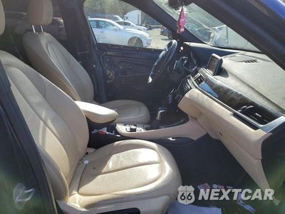 Zdjęcie 7 z 12 samochodu: 2018 BMW X1 XDRIVE28I VIN:WBXHT3C3XJ5F89344 - miniatura
