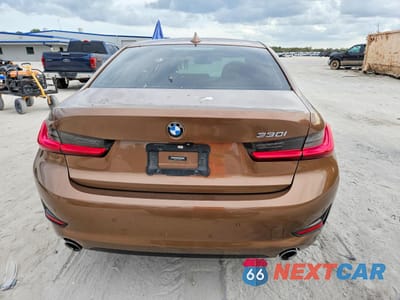 Zdjęcie 6 z 13 samochodu: 2019 BMW 330I VIN:WBA5R1C53KAK07520 - miniatura