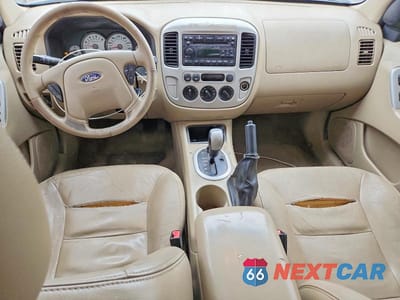 Zdjęcie 8 z 12 samochodu: 2007 FORD ESCAPE XLT VIN:1FMYU93107KA38600 - miniatura