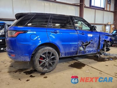 Trzecie zdjęcie samochodu z tyłu: 2022 LAND ROVER RANGE ROVER SPORT SVR VIN:SALWZ2RE6NA220344 - miniatura