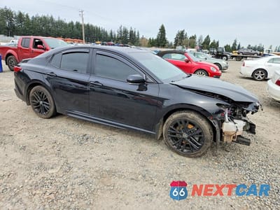 Czwarte zdjęcie samochodu z boku: 2025 TOYOTA CAMRY SE VIN:4T1DBADK1SU010962 - miniatura