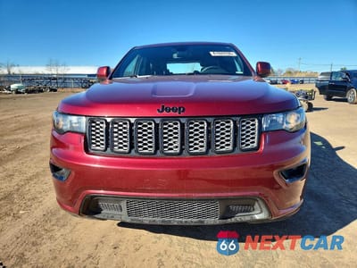 Piąte zdjęcie samochodu w środku: 2019 JEEP GRAND CHEROKEE LAREDO VIN:1C4RJFAG7KC600888 - miniatura