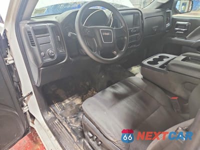Zdjęcie 8 z 12 samochodu: 2018 GMC SIERRA C1500 VIN:1GTN1LEC7JZ900141 - miniatura