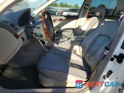 Zdjęcie 7 z 11 samochodu: 2003 MERCEDES-BENZ E 320 VIN:WDBUF65J93A225776 - miniatura