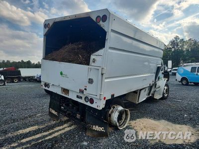 Czwarte zdjęcie samochodu z boku: 2021 FREIGHTLINER BUSINESS CLASS M2 CHIPPER TRUCK VIN:1FVACWFCXMHMT6155 - miniatura