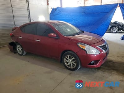 Czwarte zdjęcie samochodu z boku: 2019 NISSAN VERSA VIN:3N1CN7AP2KL836002 - miniatura