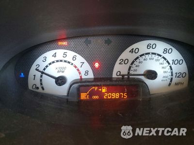 Zdjęcie 9 z 13 samochodu: 2003 TOYOTA ECHO BASE VIN:JTDBT123635033220 - miniatura