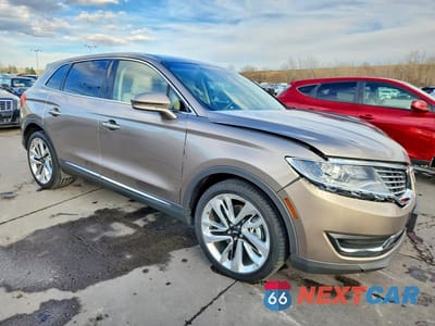 Czwarte zdjęcie samochodu z boku: 2018 LINCOLN MKX RESERVE VIN:2LMPJ8LP2JBL22920 - miniatura