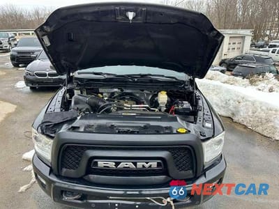 Piąte zdjęcie samochodu w środku: 2018 RAM 2500 POWERWAGON VIN:3C6TR5EJXJG297364 - miniatura