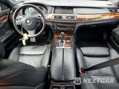 Zdjęcie 8 z 12 samochodu: 2013 BMW 750 LXI VIN:WBAYF8C51DD141369 - miniatura