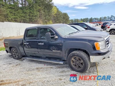 Czwarte zdjęcie samochodu z boku: 2013 GMC SIERRA K1500 SLE VIN:3GTP2VE71DG269315 - miniatura