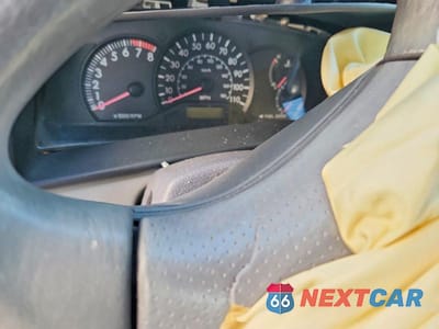 Zdjęcie 9 z 13 samochodu: 2004 TOYOTA COROLLA CE VIN:2T1BR32E74C298115 - miniatura