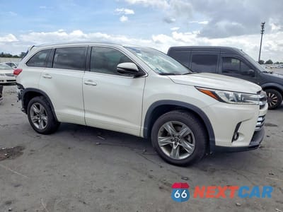 Czwarte zdjęcie samochodu z boku: 2017 TOYOTA HIGHLANDER LIMITED VIN:5TDYZRFH3HS232076 - miniatura