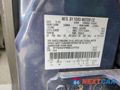 Zdjęcie 12 z 12 samochodu: 2006 FORD F250 SUPER DUTY VIN:1FTSW21P06EC31703 - miniatura
