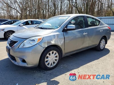 2012 NISSAN VERSA 1.6 S 3N1CN7AP7CL936470 - główne zdjęcie licytacji z USA - miniatura
