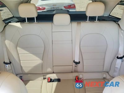 Zdjęcie 10 z 12 samochodu: 2022 MERCEDES-BENZ GLC 300 VIN:W1N0G8DB7NG108368 - miniatura