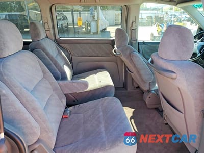 Zdjęcie 11 z 13 samochodu: 2004 HONDA ODYSSEY EX VIN:5FNRL18694B062016 - miniatura