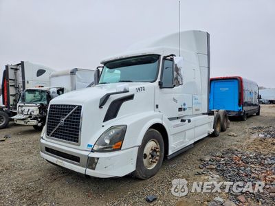 Drugie zdjęcie samochodu z przodu: 2018 VOLVO VNL SEMI TRUCK VIN:4V4NC9EH8JN891972 - miniatura