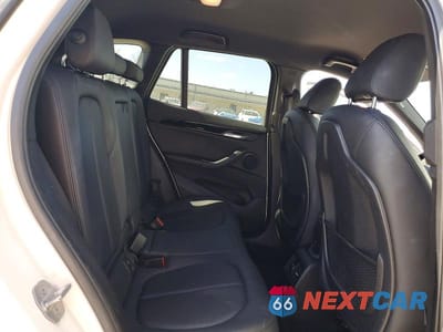 Zdjęcie 11 z 13 samochodu: 2018 BMW X1 XDRIVE28I VIN:WBXHT3C31J5L27192 - miniatura