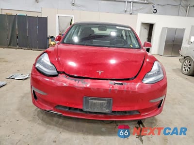Piąte zdjęcie samochodu w środku: 2018 TESLA MODEL 3 VIN:5YJ3E1EB9JF054995 - miniatura