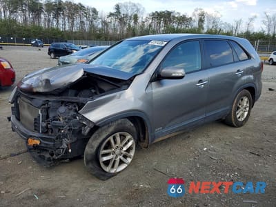 2014 KIA SORENTO LX 5XYKTCA6XEG535004 - główne zdjęcie licytacji z USA - miniatura