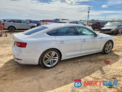 Trzecie zdjęcie samochodu z tyłu: 2019 AUDI A5 PREMIUM VIN:WAUANCF52KA024627 - miniatura